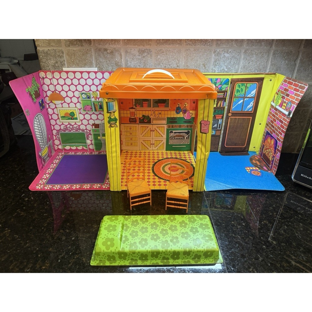 Vintage 1973 Mattel Barbie Country Living Home Fold Out Dollhouse & Furniture